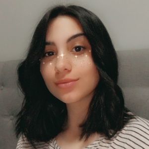 Meet your Posher, Thalia